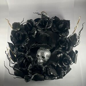 Halloween gothic skull wreath